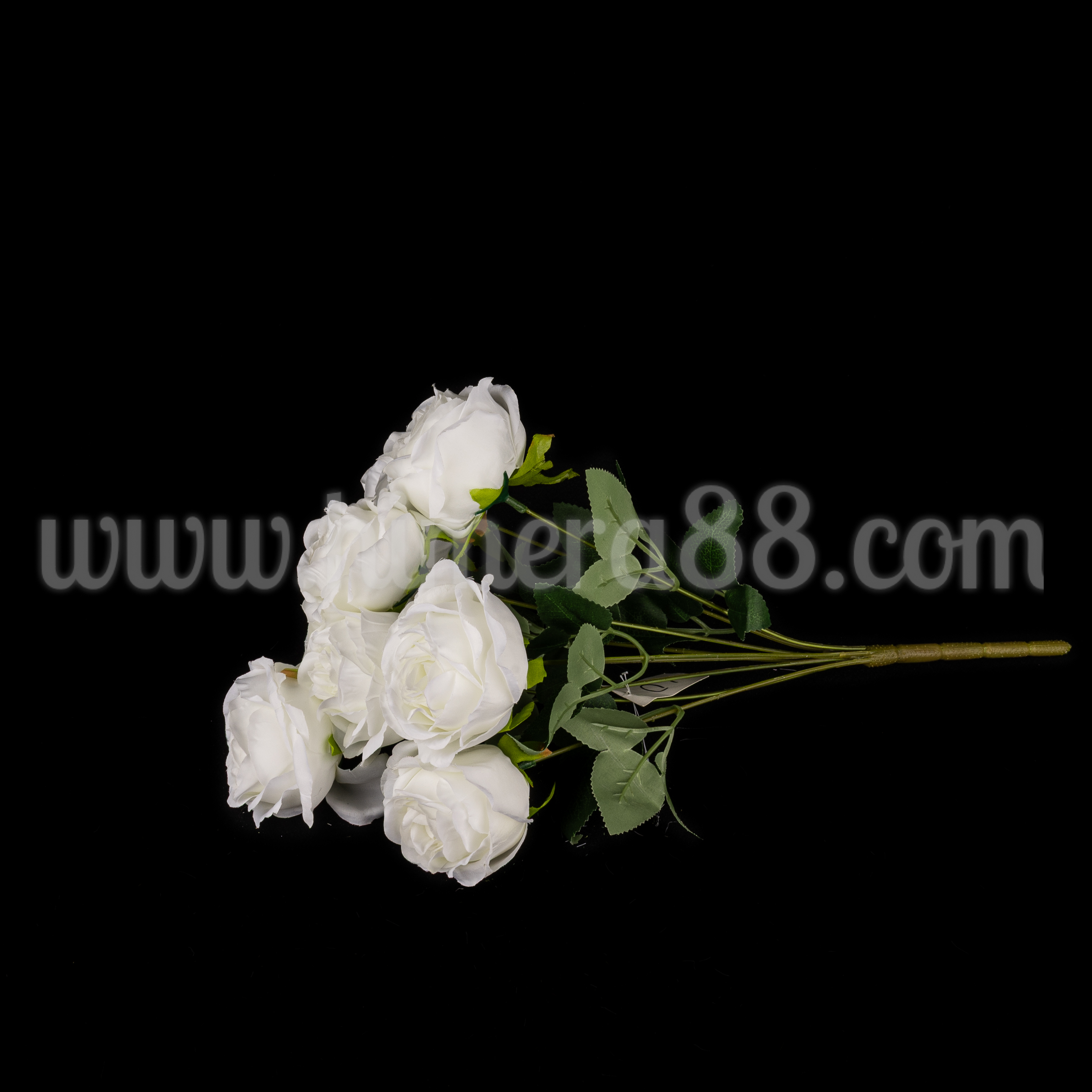 Букет рози Pomponella 9стр White - изглед 2