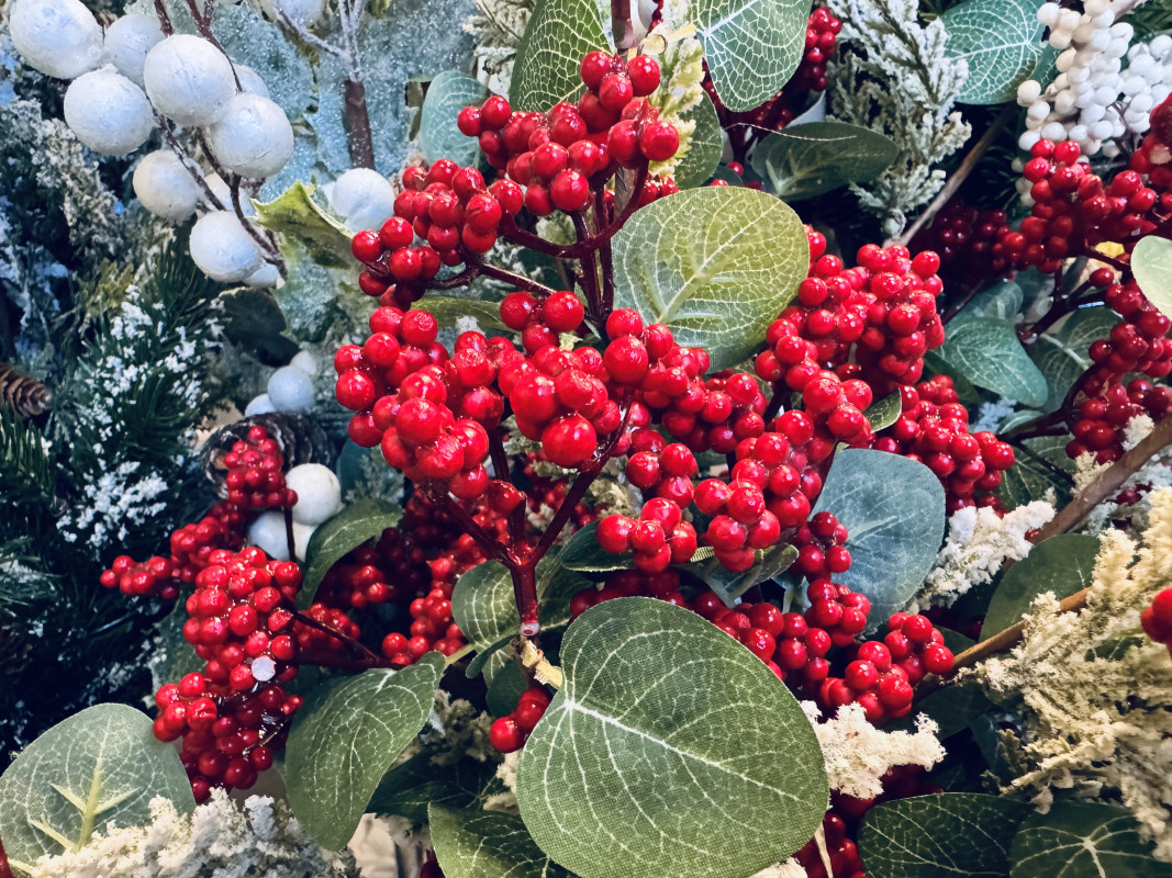 Погрижете се за коледното настроение с нас ❤️}